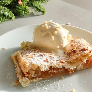 Schneller Bratapfelstrudel