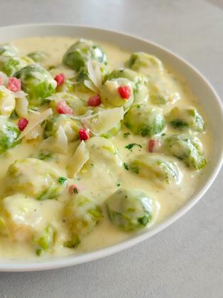 Rosenkohl in cremiger Sahne-Sauce