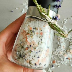 Mediterranes Kräutersalz