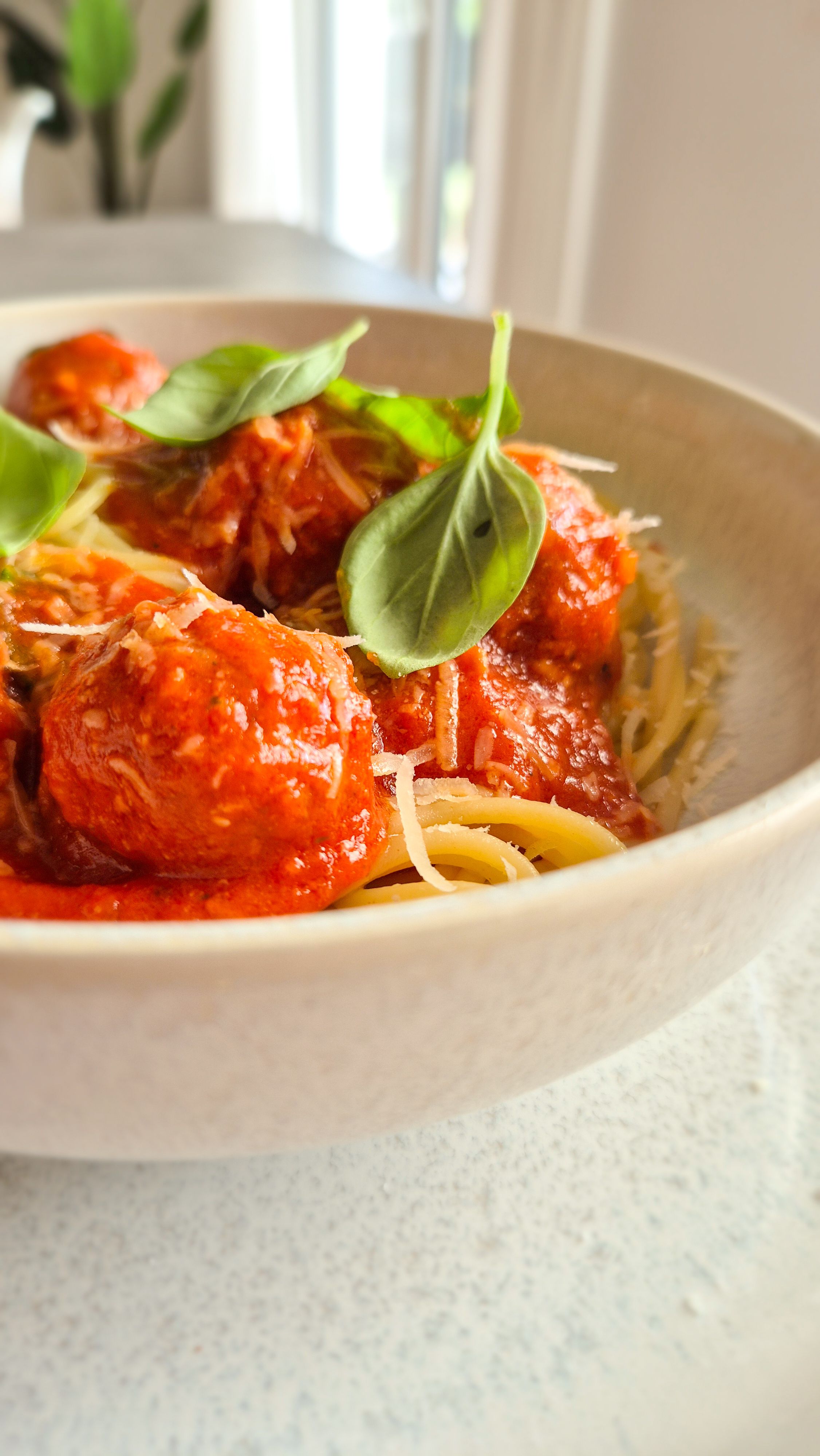 Meatballs in fruchtiger Pomodoro-Sauce - Thumbnail 2