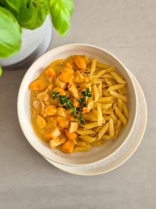 Herbstliche Pasta mit Hokkaido und Thymian