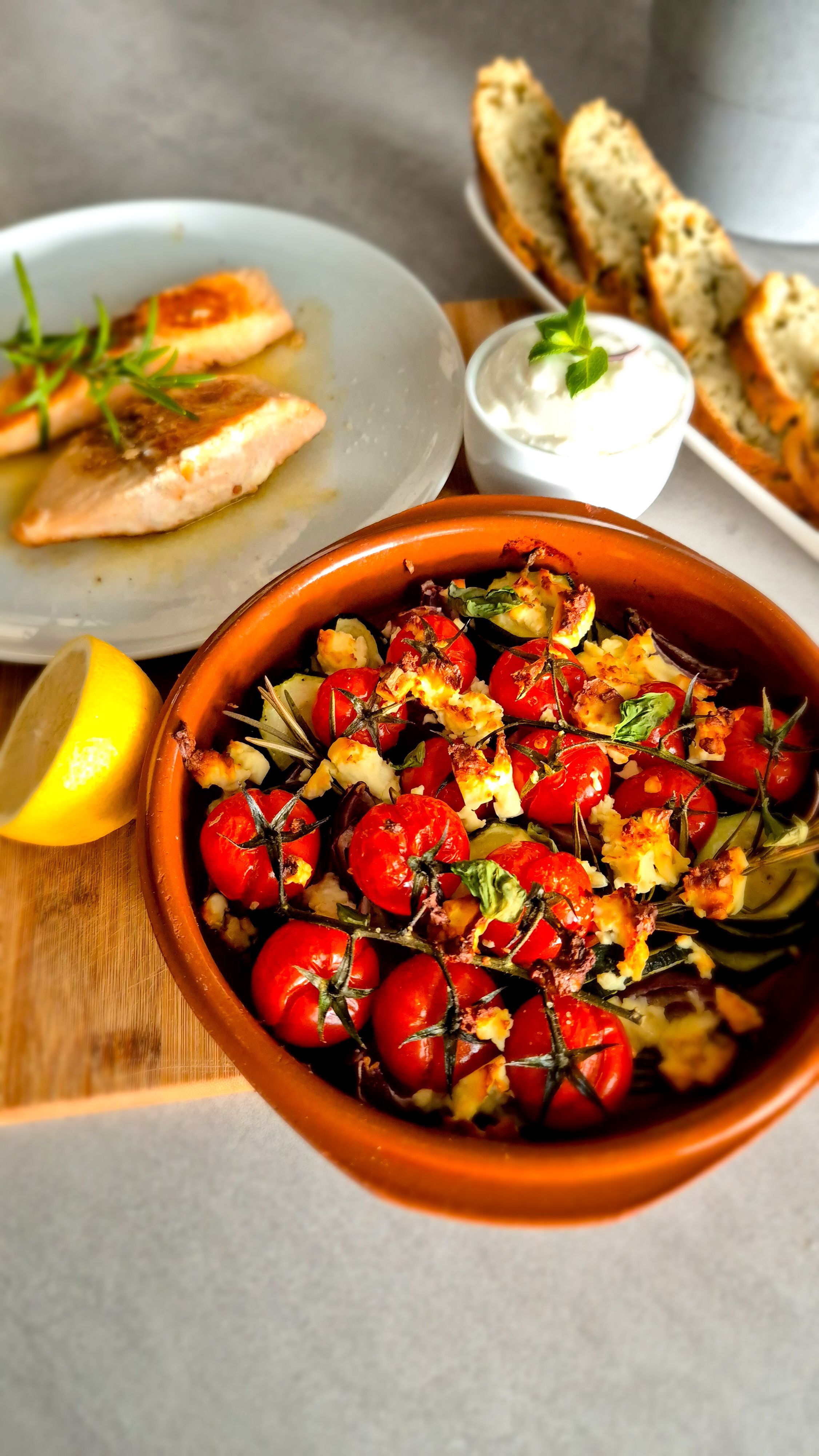 Mediterranes Ofengemüse mit Feta - Thumbnail 3