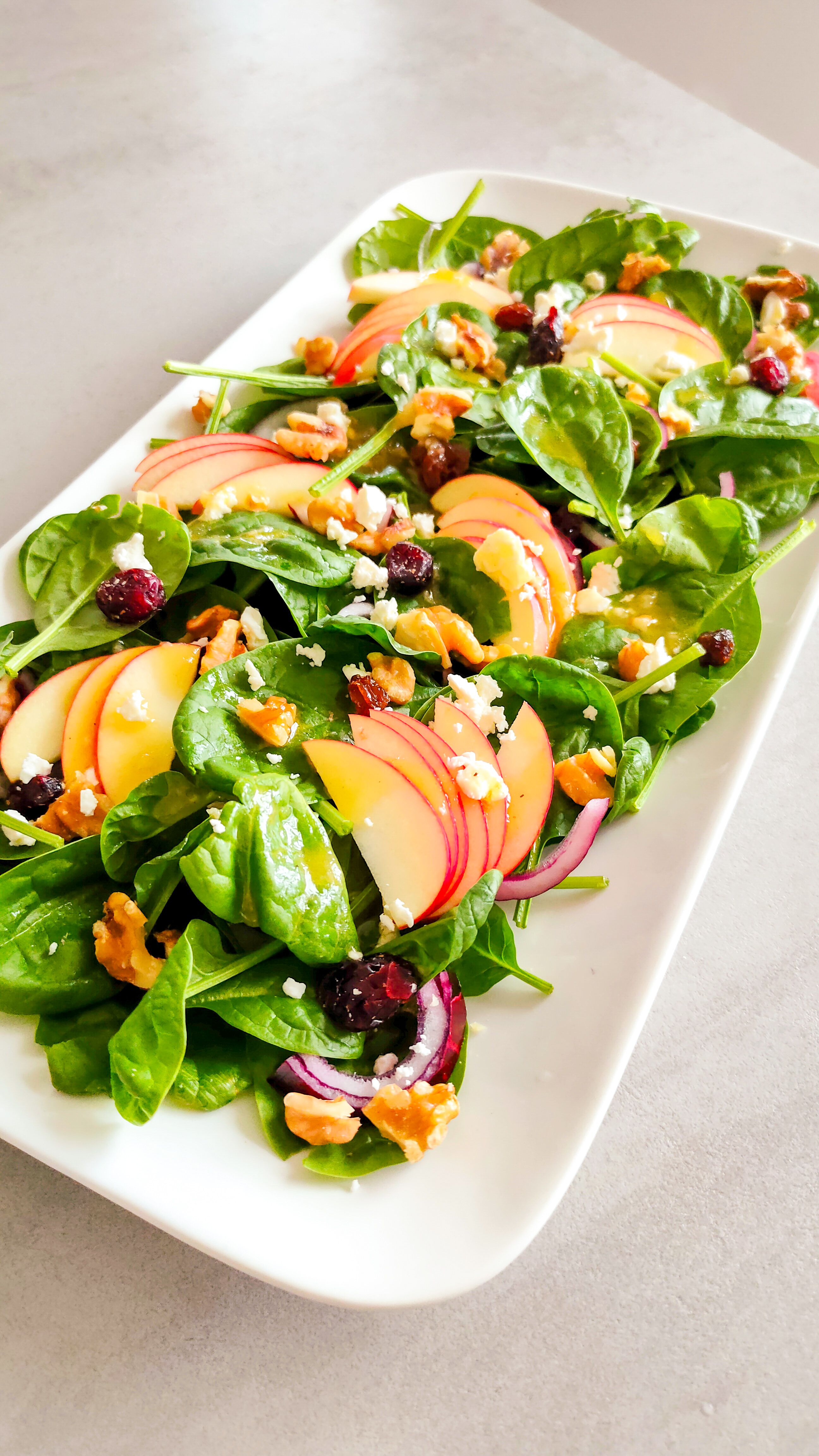 Apfel-Babyspinat-Salat: Der Salat für alle, die eigentlich keinen Salat mögen - Thumbnail 3