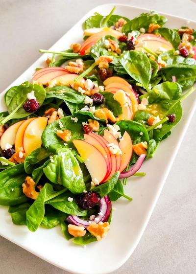 Apfel-Babyspinat-Salat: Der Salat für alle, die eigentlich keinen Salat mögen - Bild 3