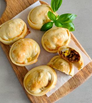 Argentinische Empanadas: Ein Teigtaschen-Traum mit zwei Füllungen
