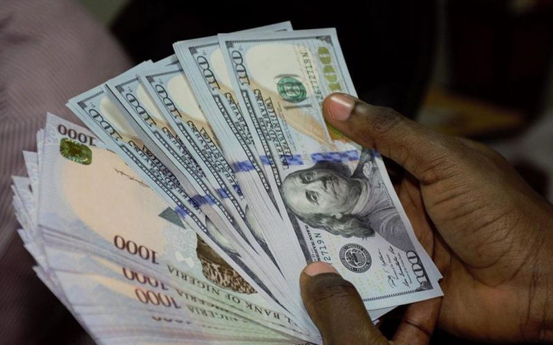 Naira Trades Near ₦1,391/$ as FX Market Opens Week with Controlled Volatility
