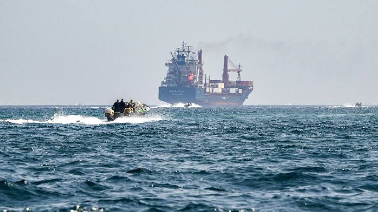 Brent Surges to $78 as US and Iran Trade Strikes Again, Shattering Hormuz Peace Hope