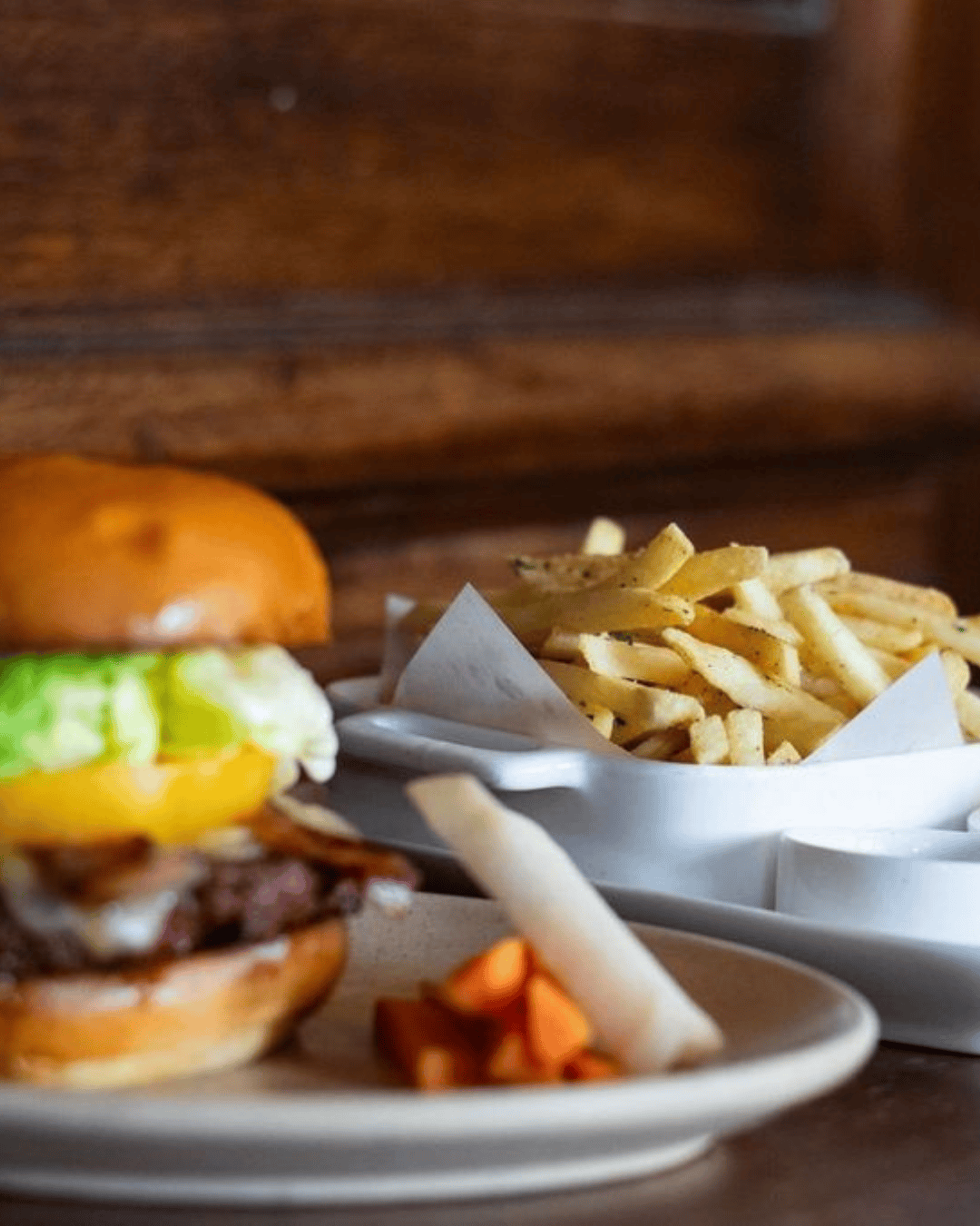 Happy Hour - Slider and fries