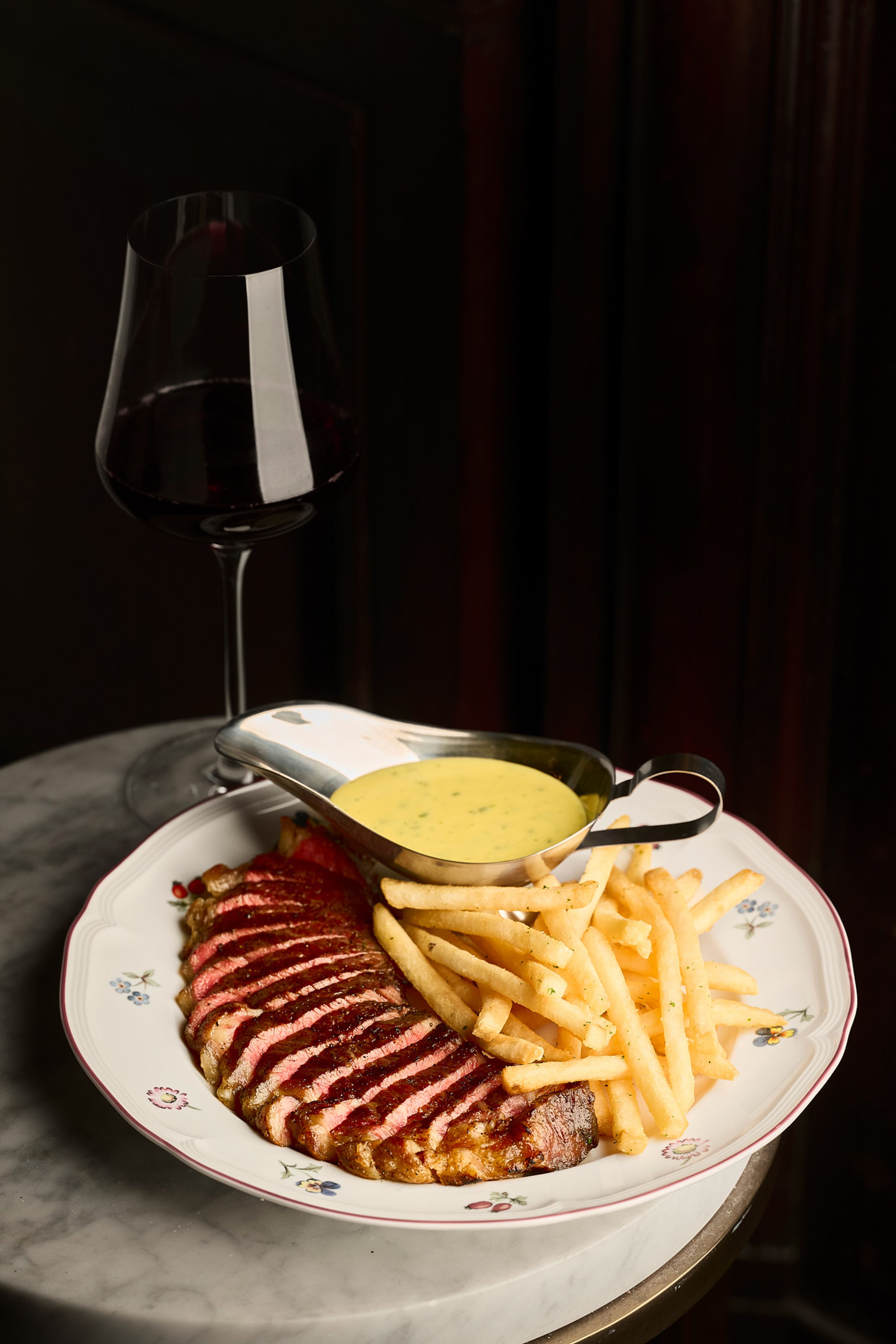 Beacon Grand - Dine and Drink In-Room Dining