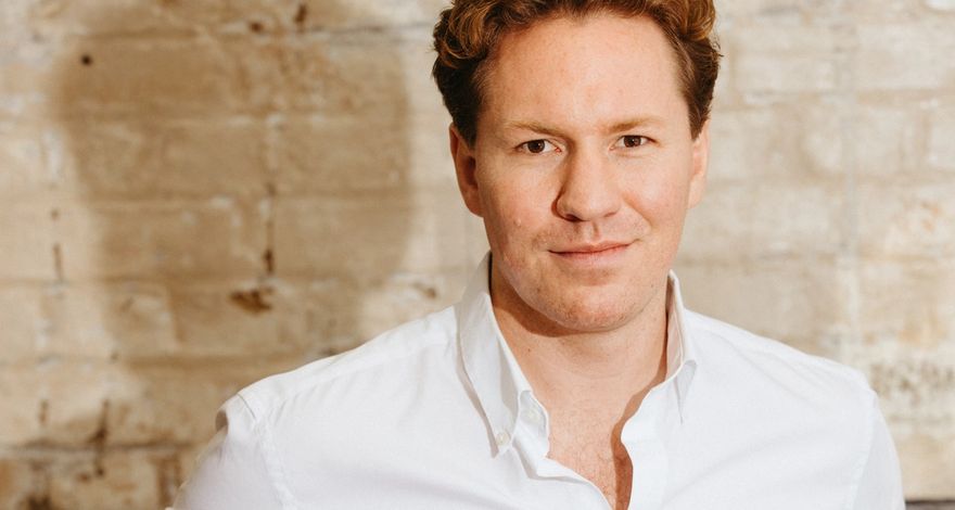 DeepStream, the AI-driven platform transforming how buyers and suppliers communicate, raises £5.2M Series A - Featured Image