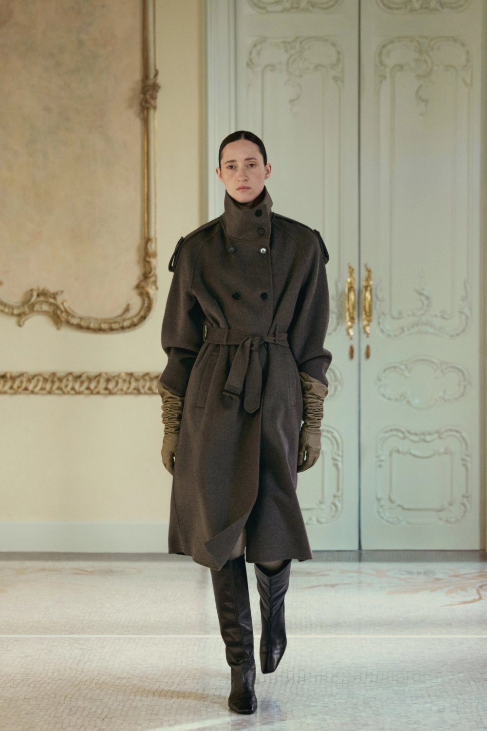 _HOME_251124_MD_RUNWAY_W_06_0520-2