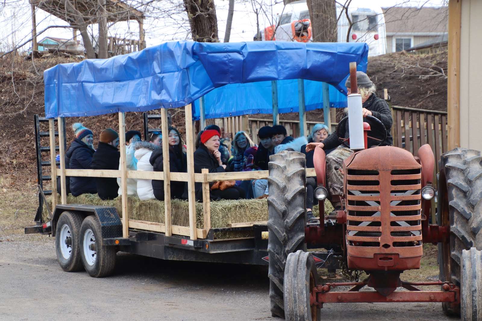 Le tracteur qui tire le haydride