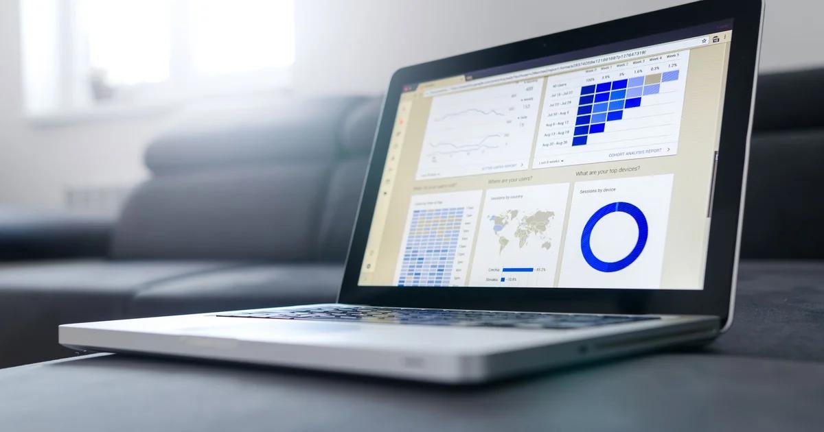 Professional using accessible civic subscription management software on a screen