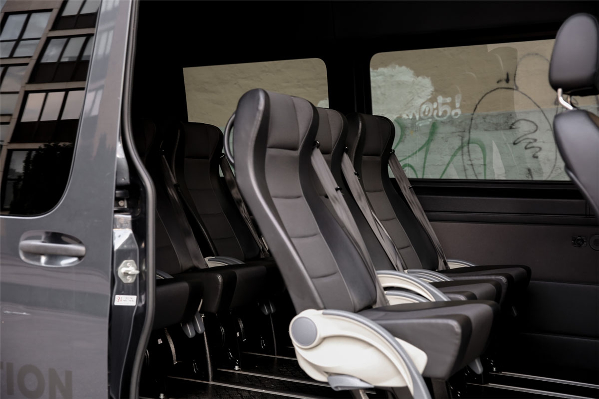 Mercedes Sprinter Comfort 8-seats