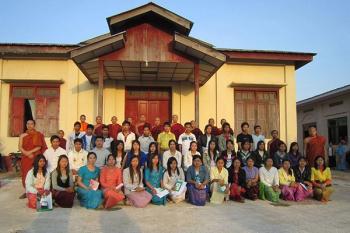 ပၢင်သိုပ်ႇမိုတ်ႈ ၸုမ်း SIIT တီႈဝဵင်းၵျွၵ်းမႄး