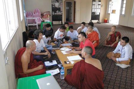 ပၢင်သိုပ်ႇမိုတ်ႈ SIIT လႄႈ Ubuntu တီႈ ဝဵင်းလိူဝ်ႇ