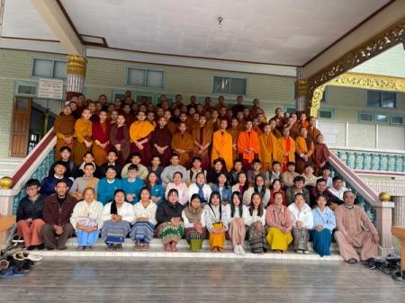 ပၢင်ၽိုၵ်းၽွၼ်ႉ ၶူင်းၵၢၼ်ဝီႇၶီႇမီႇတီႇယႃႇ တီႈဝဵင်းပၢင်လူင်