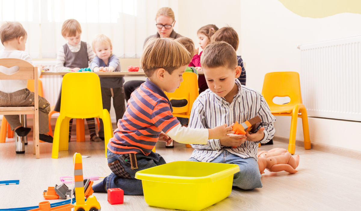 Autism Overreaction to Noise: What Causes Strong Responses to Crowds and Sudden Sounds