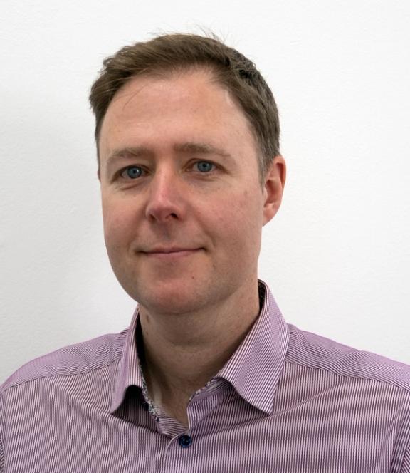 Headshot of David Eaves