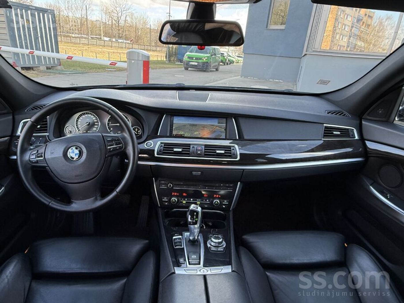 BMW 530 2010