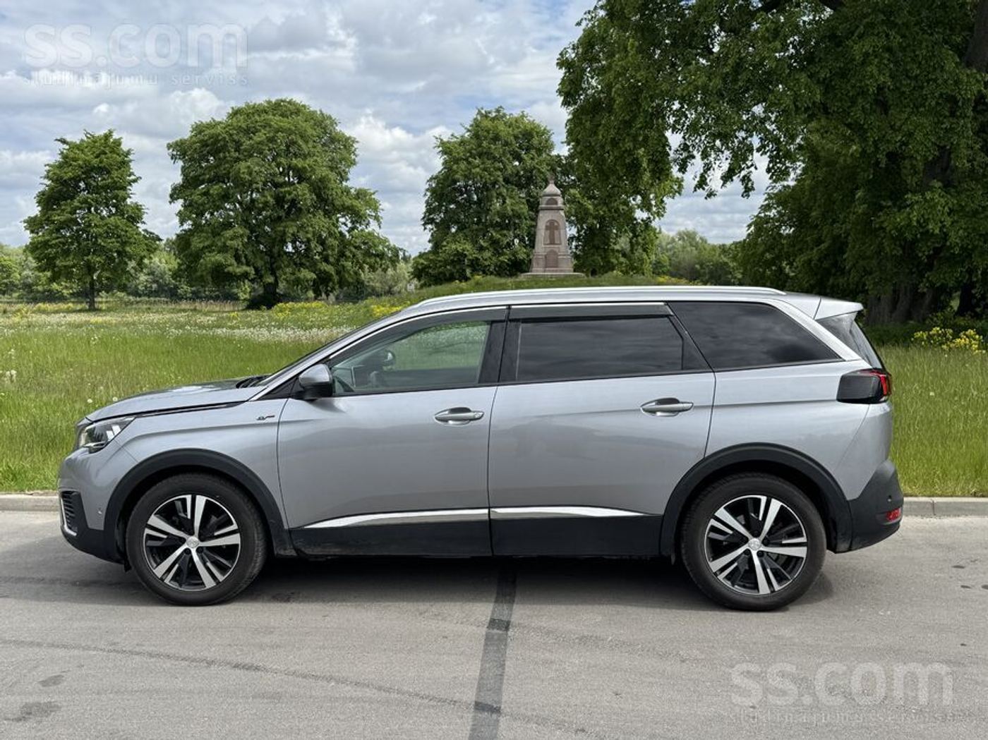 Peugeot 5008 2019