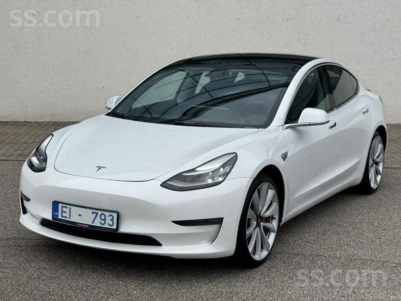 Tesla Model 3 2019