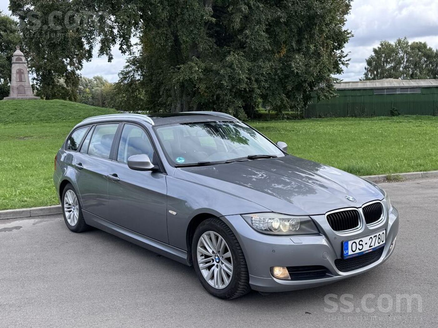 BMW 320 2011