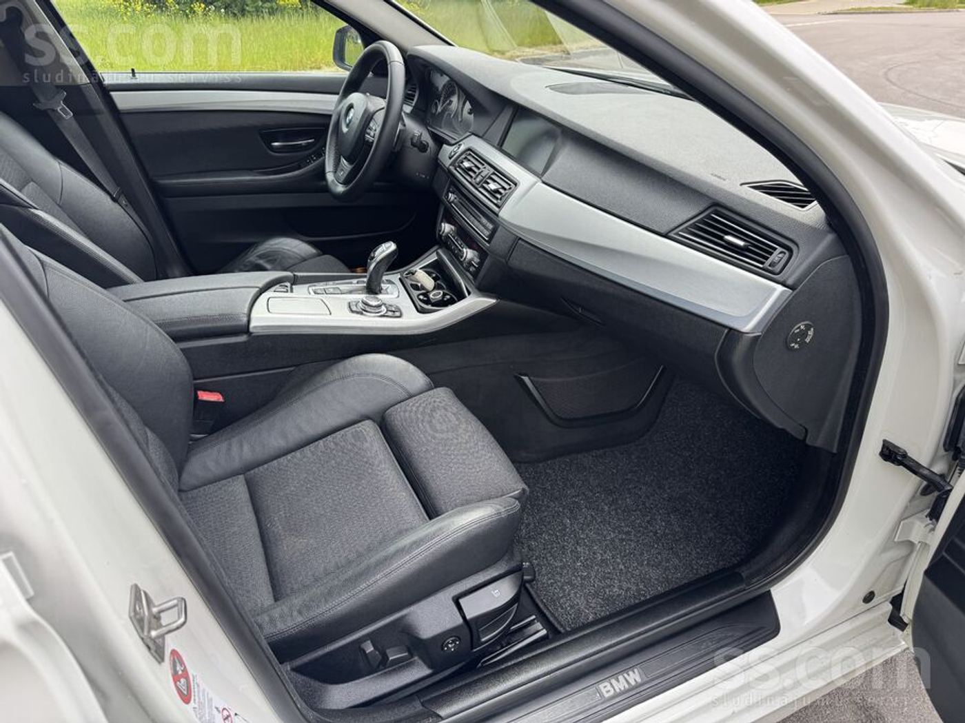 BMW 525 2012