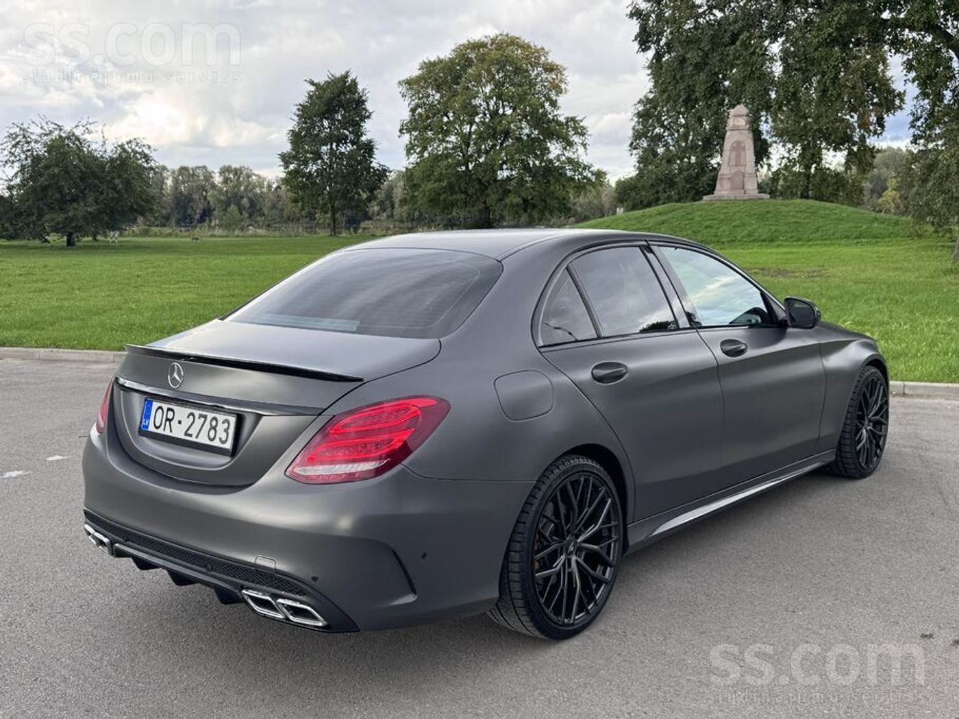 Mercedes-Benz C200 2015