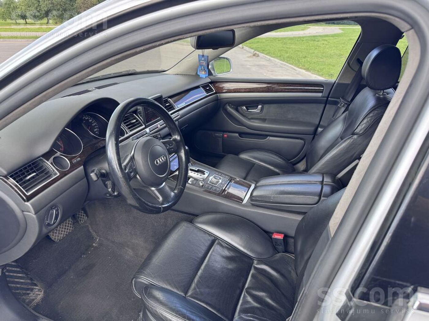 Audi A8 2005