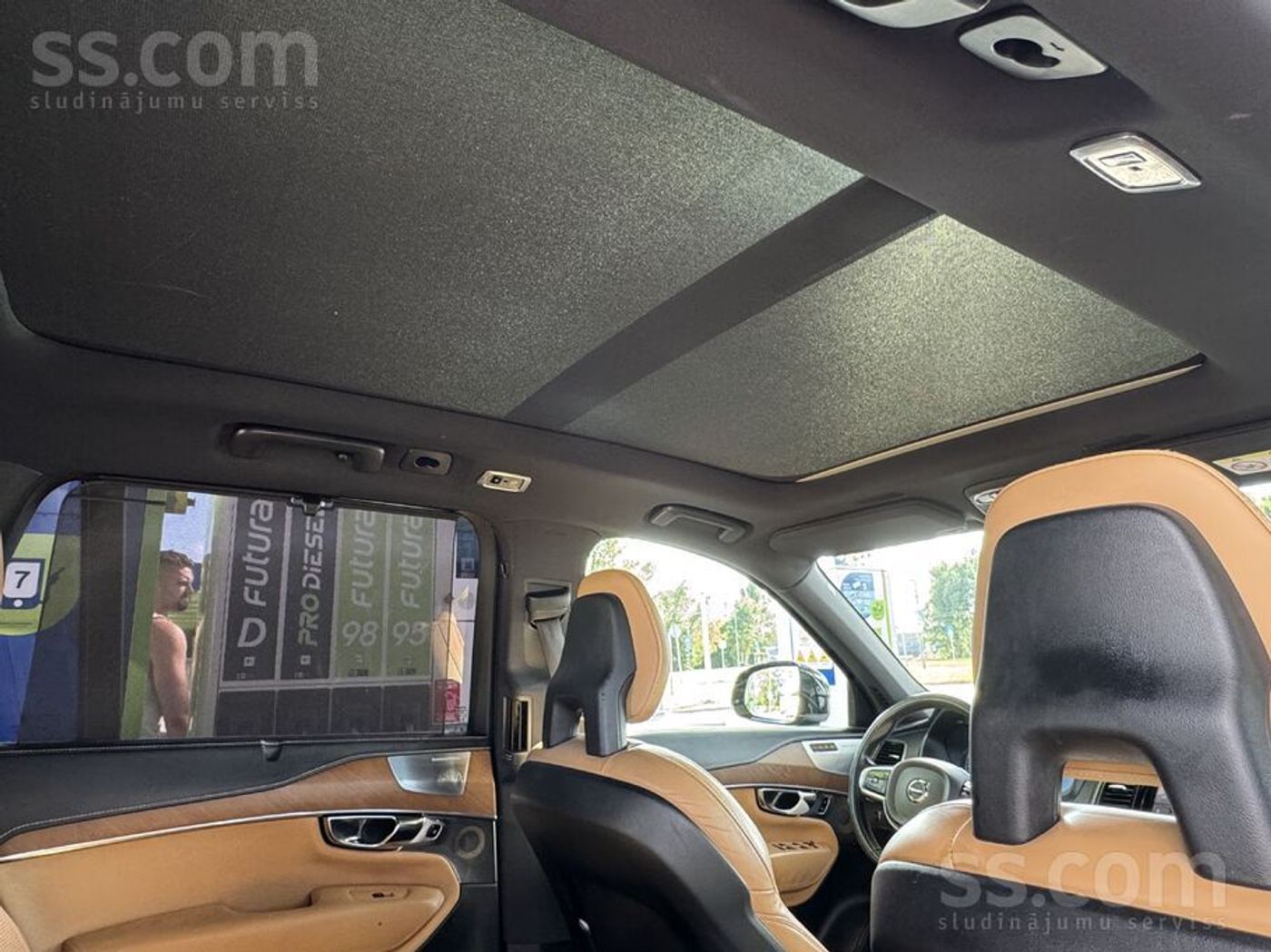 Volvo XC90 2015
