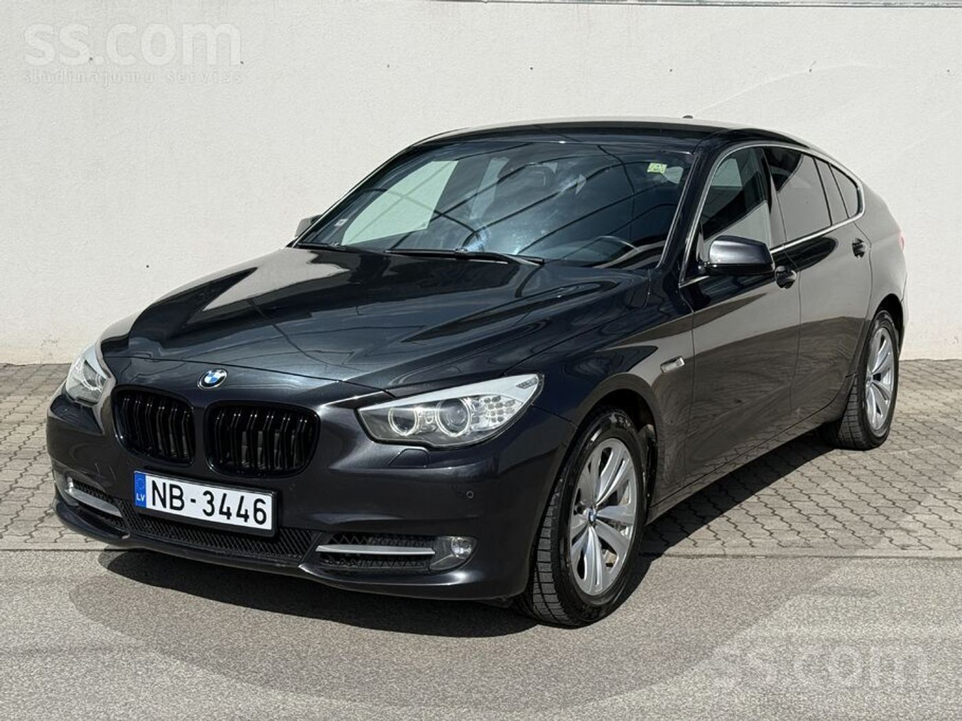 BMW 530 2010
