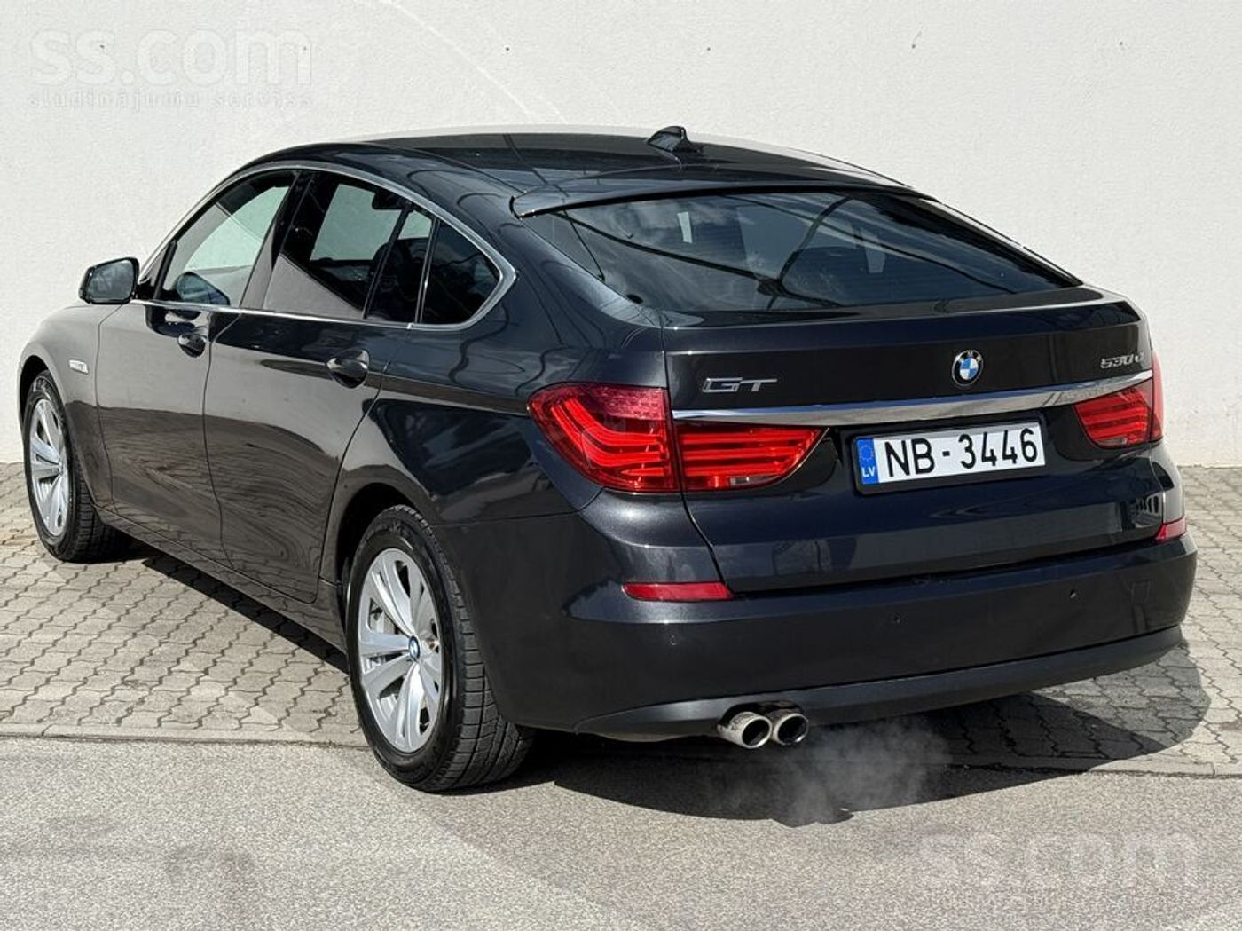 BMW 530 2010