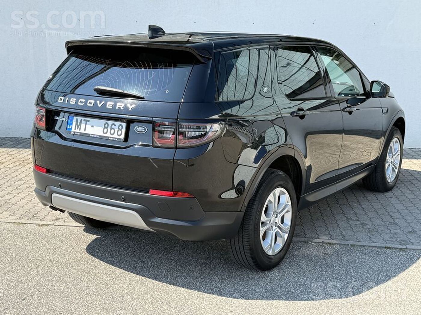 Land Rover Discovery Sport 2021