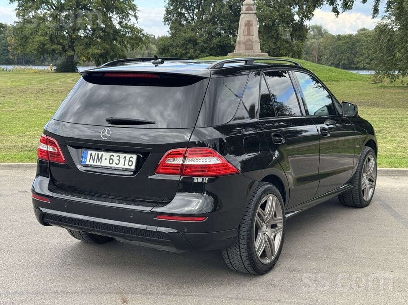 Mercedes-Benz ML350 2012