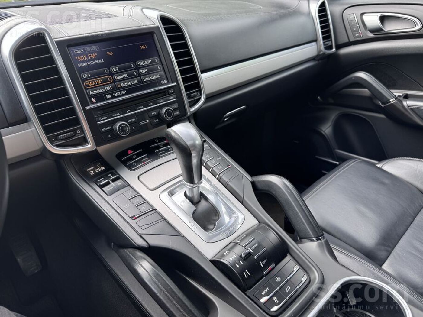 Porsche Cayenne 2012