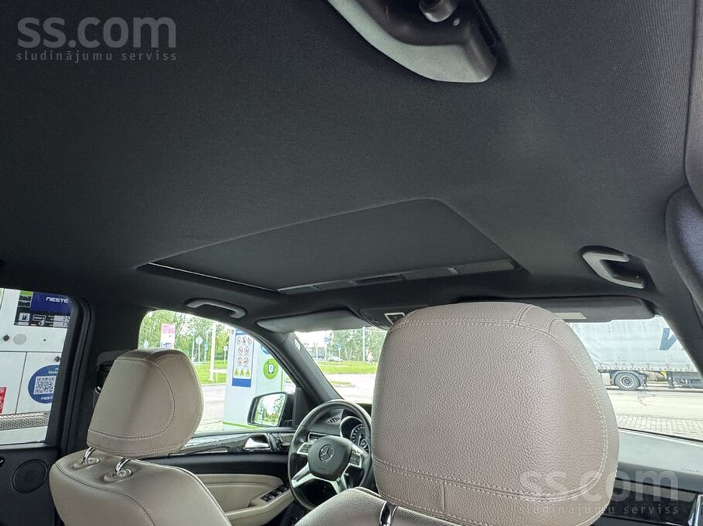 Mercedes-Benz ML350 2012