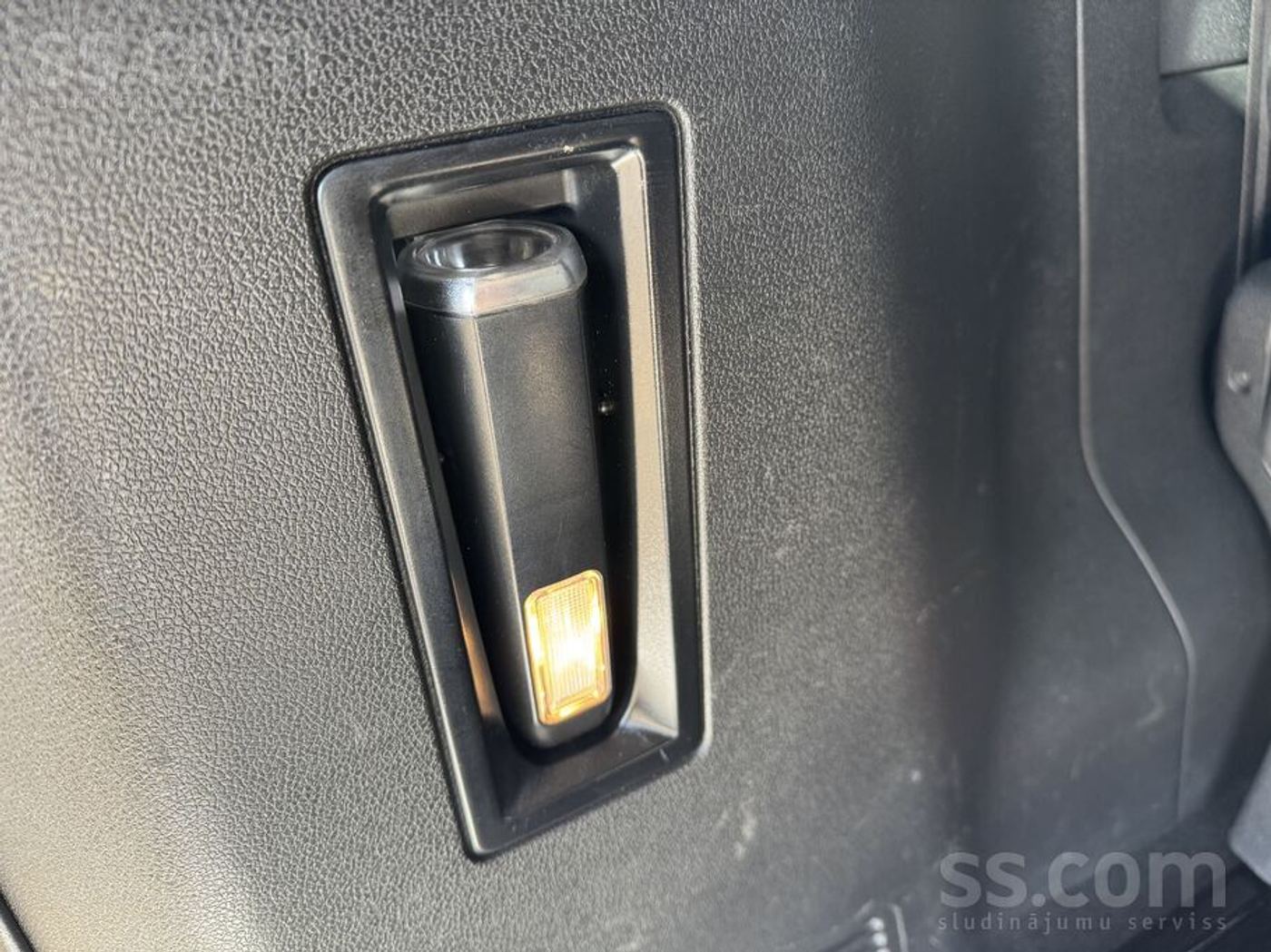 Peugeot Traveller 2017