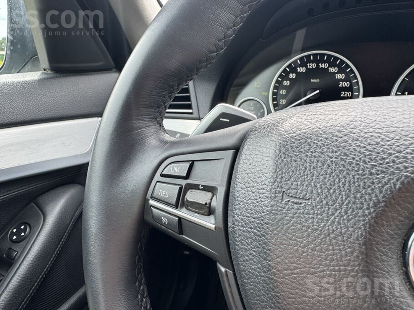 BMW 525 2012