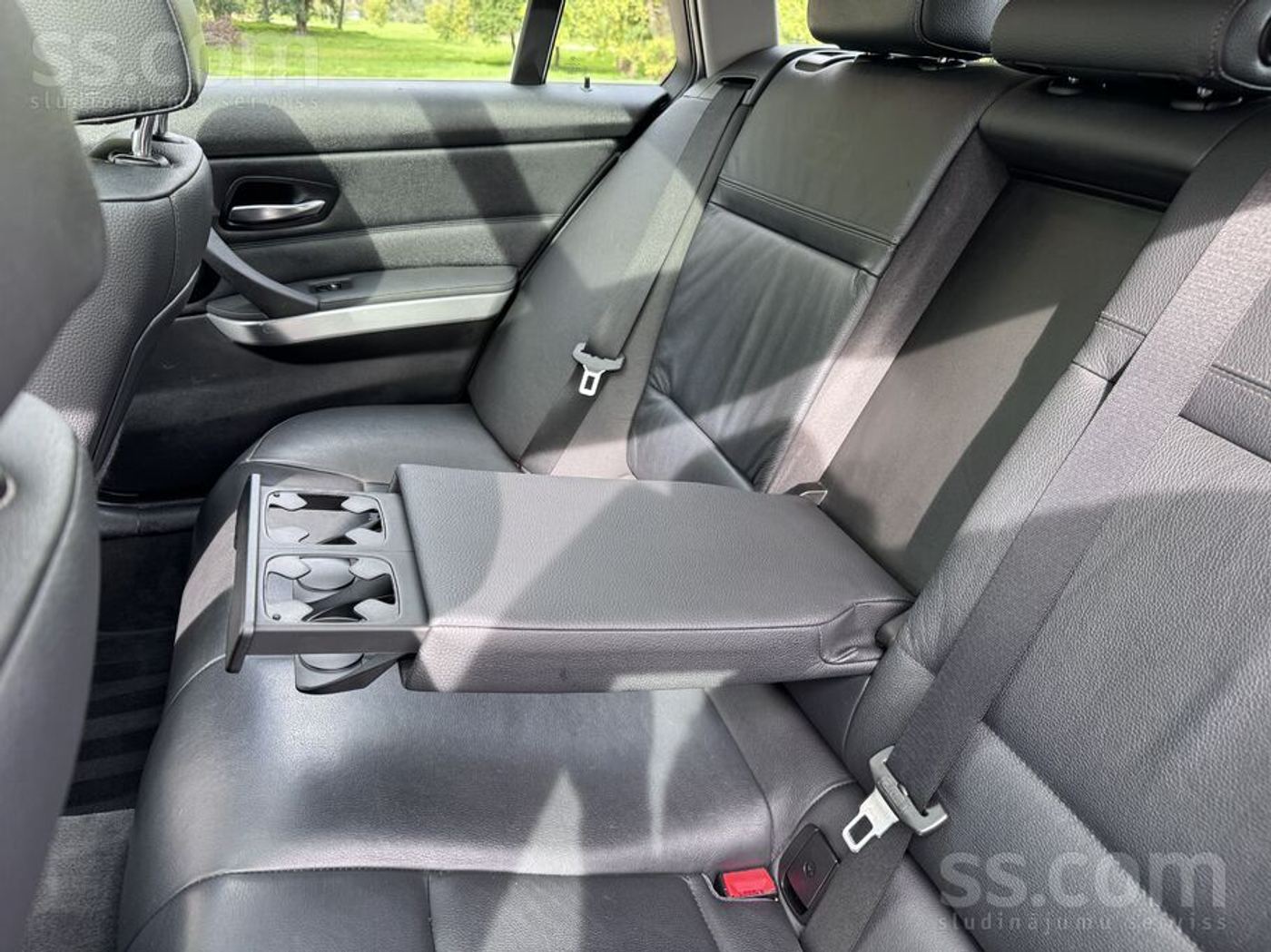 BMW 320 2011