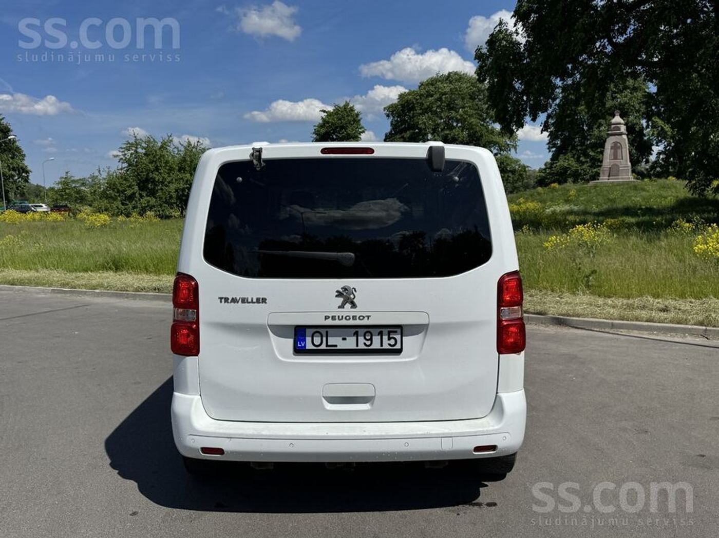 Peugeot Traveller 2017