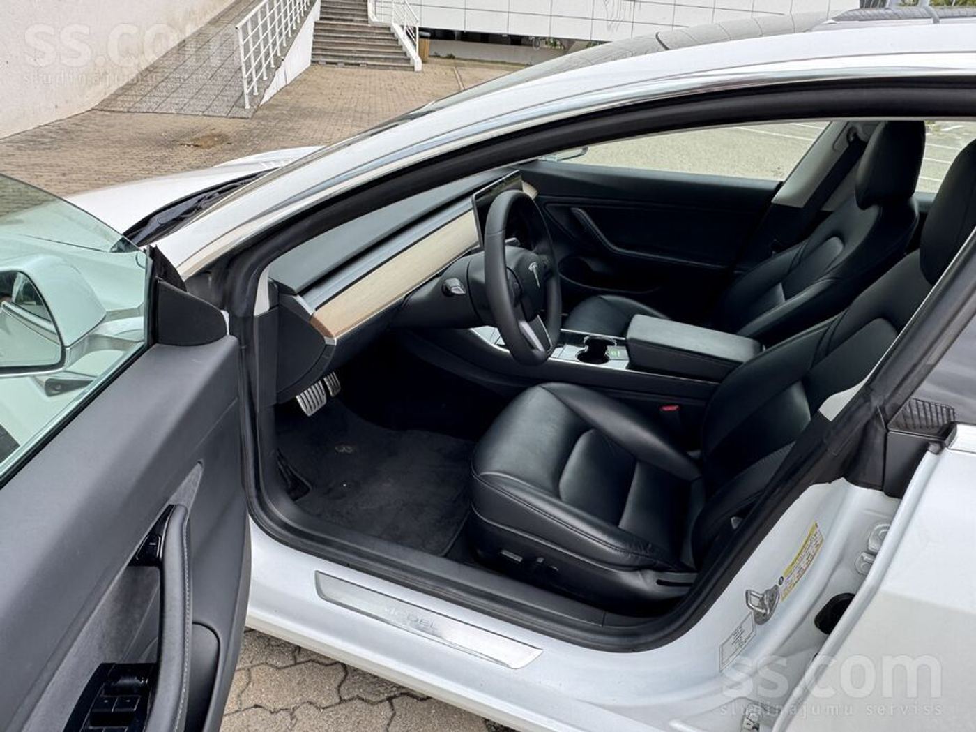 Tesla Model 3 2019