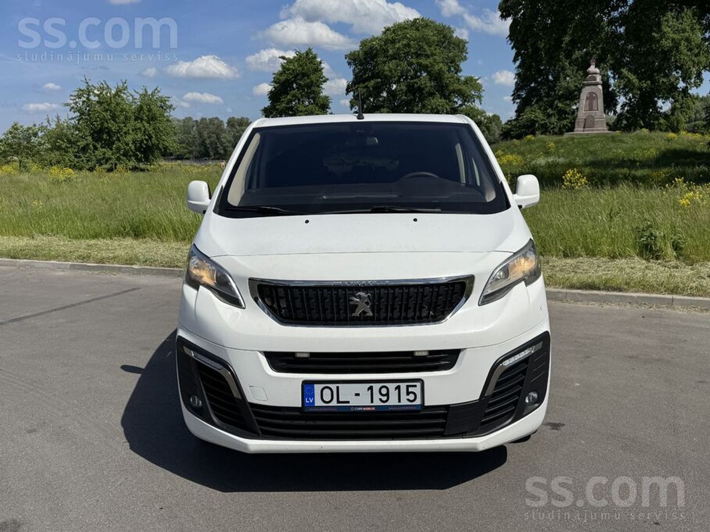 Peugeot Traveller 2017
