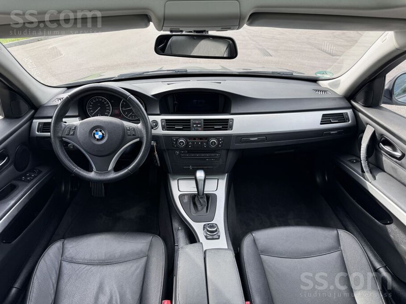 BMW 320 2011