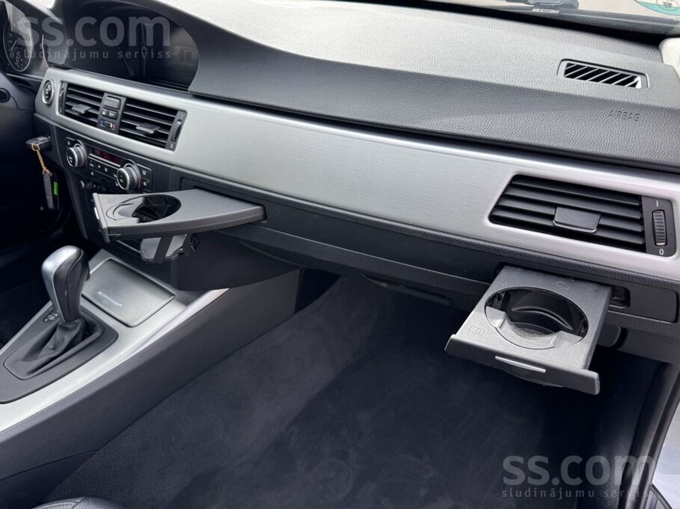 BMW 320 2011