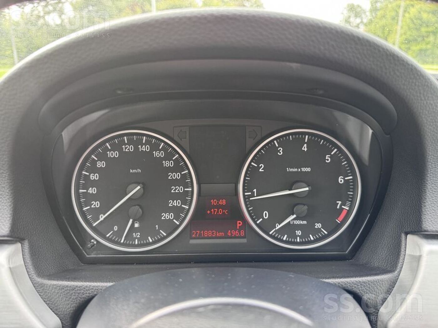 BMW 320 2011