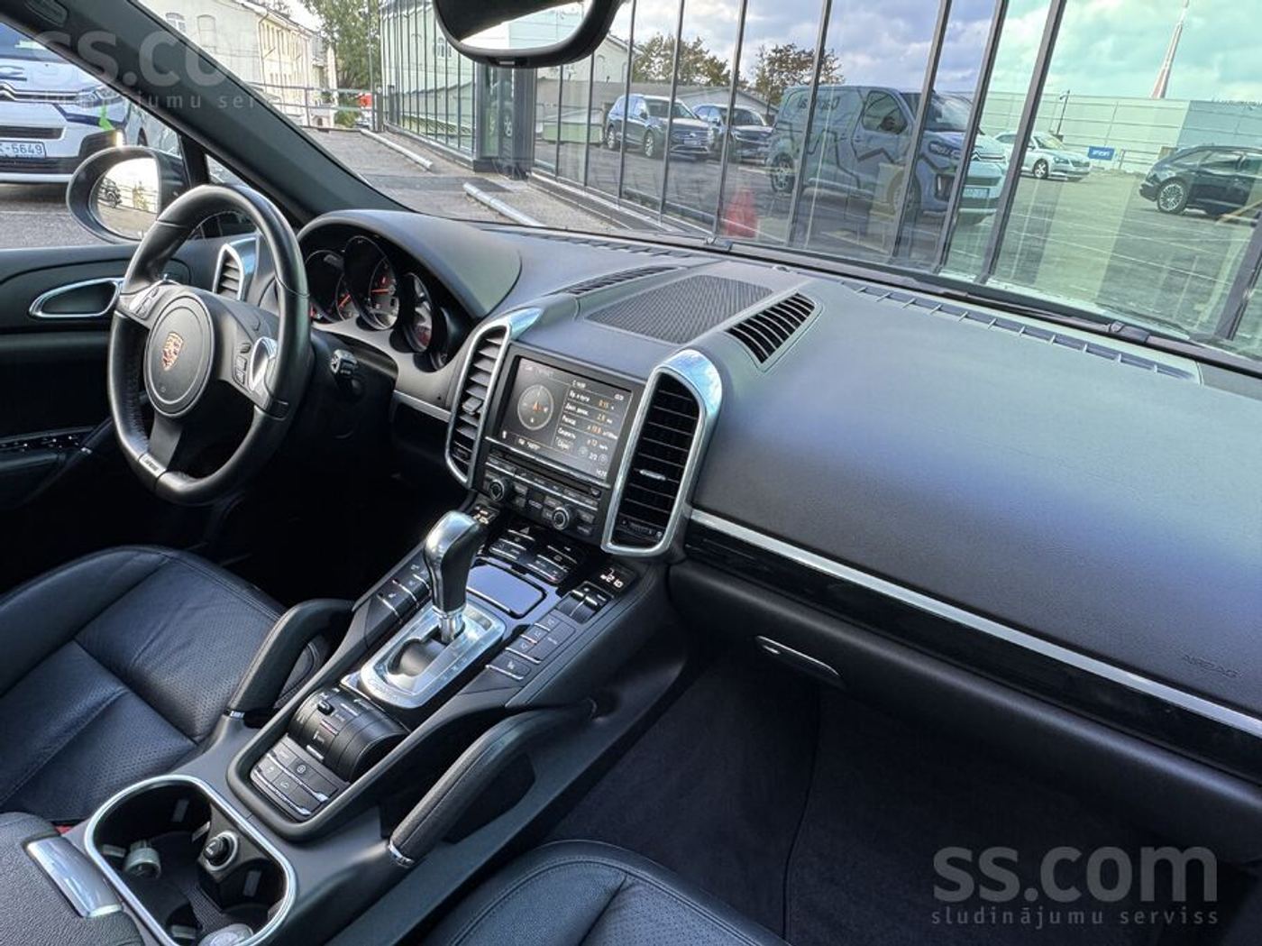 Porsche Cayenne 2011