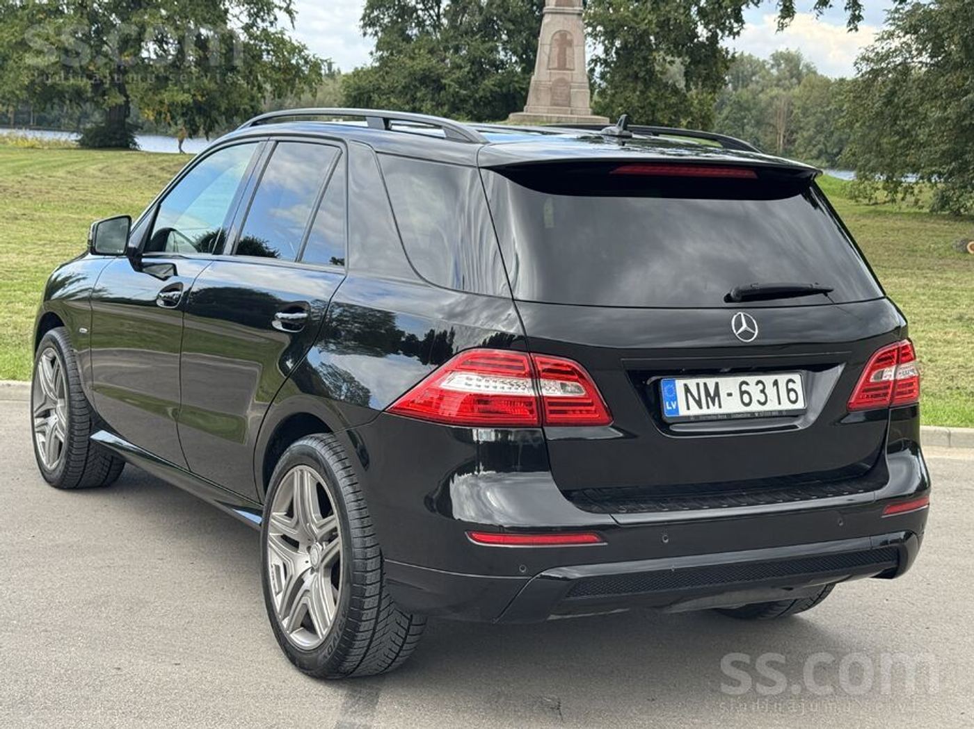 Mercedes-Benz ML350 2012