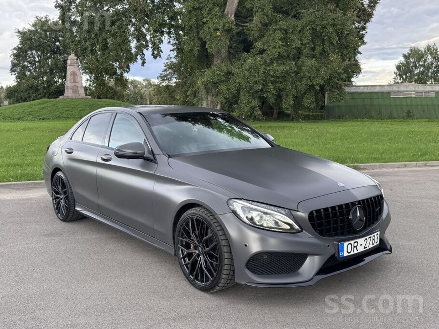 Mercedes-Benz C200 2015