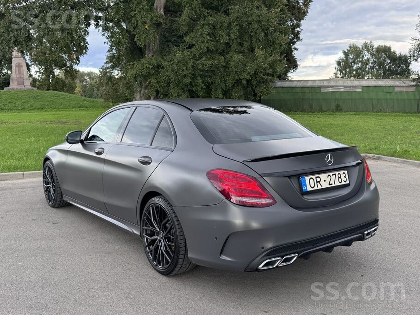 Mercedes-Benz C200 2015